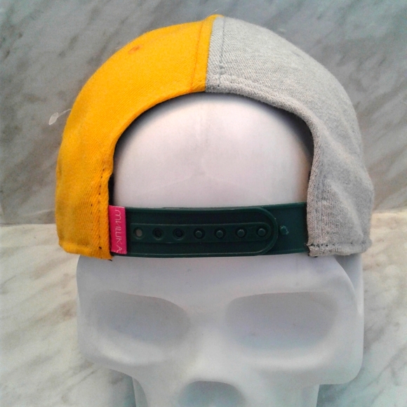 Mishka Mnwka New Era bear death adder Cap Hat - Picture 4 of 4